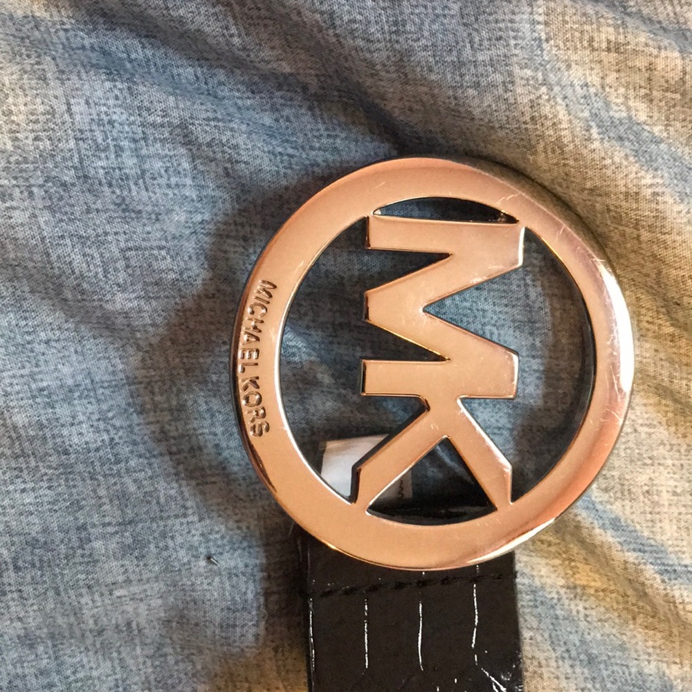 MICHEAL KORS SNAKE SKIN BELT